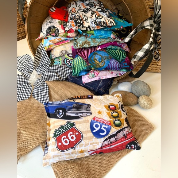 Route 66 Therapeutic Corn Heating & Cooling Pads - Picture 7 of 8